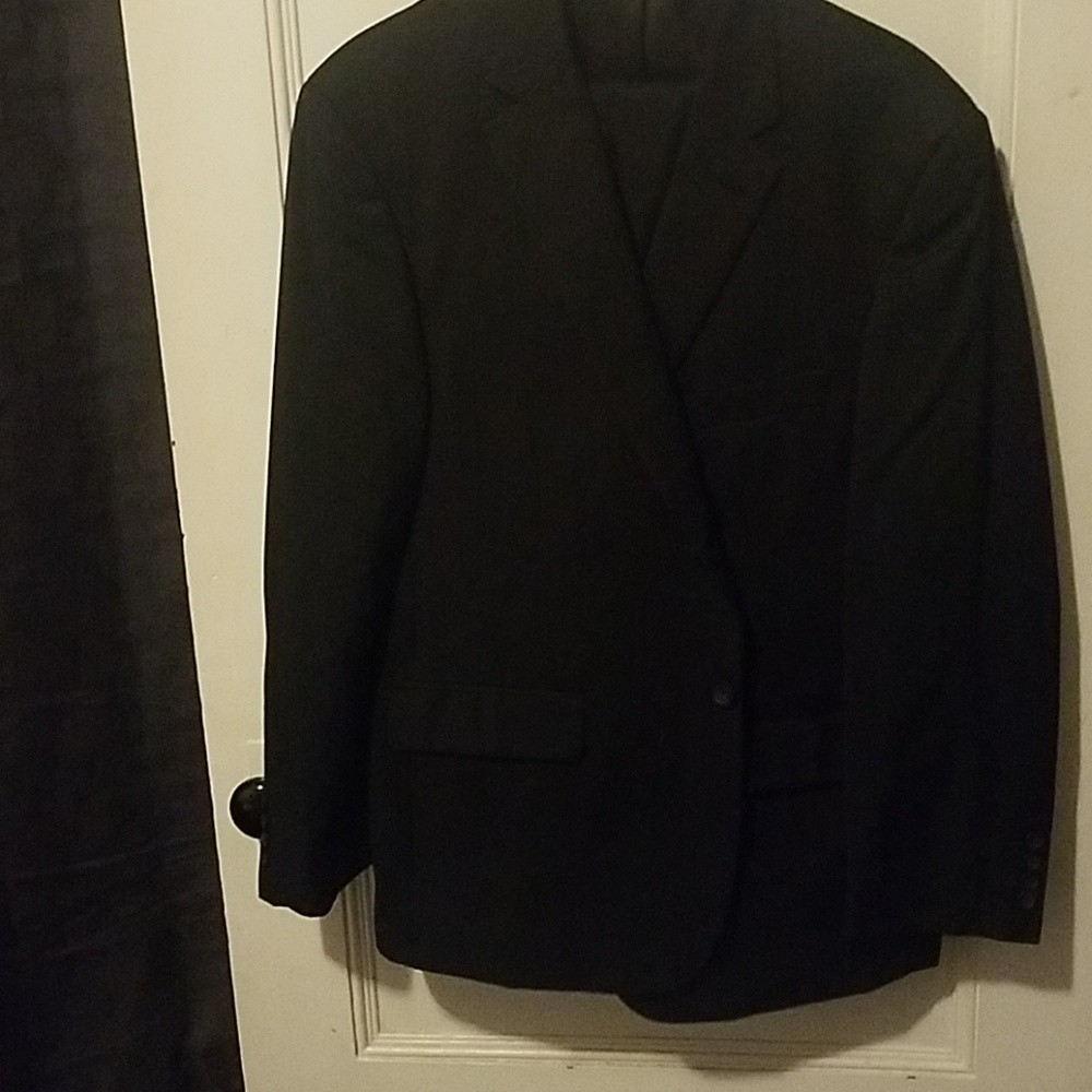 pronto uomo platinum dark grey suit